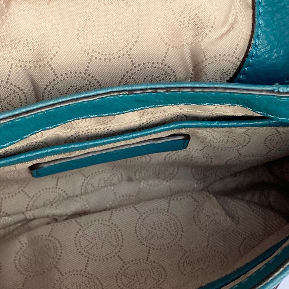 Michael Kors Crossbody Bag - Picture 4 of 5